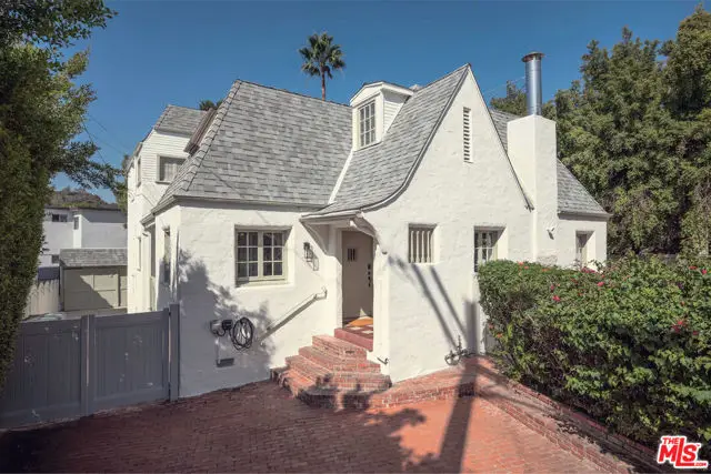 1917 Eden Avenue, Glendale, CA 91206 - #2