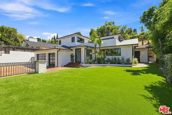 4949 Bilmoor Avenue, Tarzana (los Angeles), CA 91356