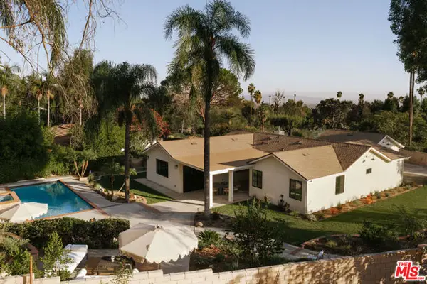 1211 E Palm Street, Altadena, CA 91001