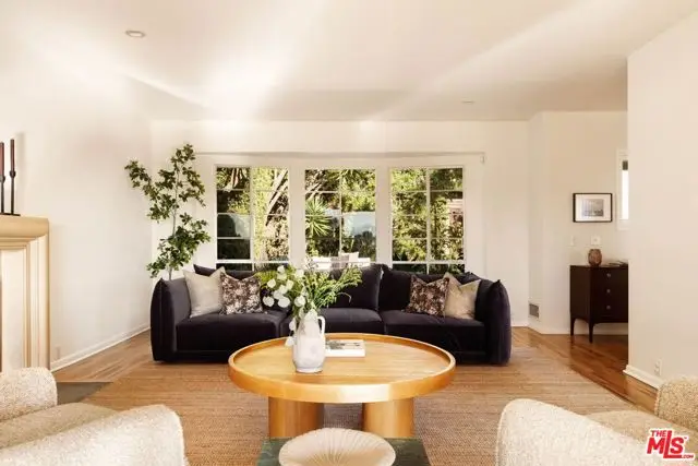 2111 Hollyvista Avenue, Los Angeles, CA 90027 - #3