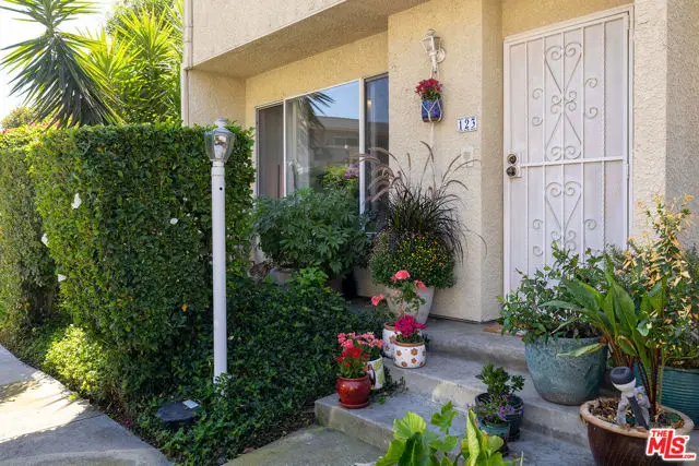 4558 Willis Avenue #123, Sherman Oaks, CA 91403 - #2