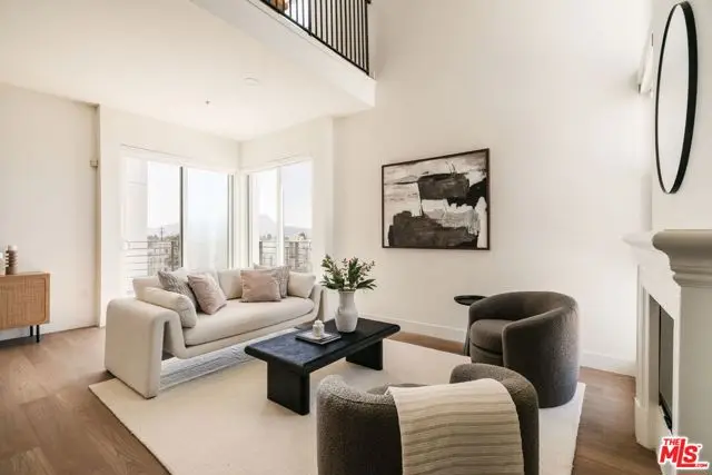 11011 Huston Street #212, North Hollywood, CA 91601 - #2