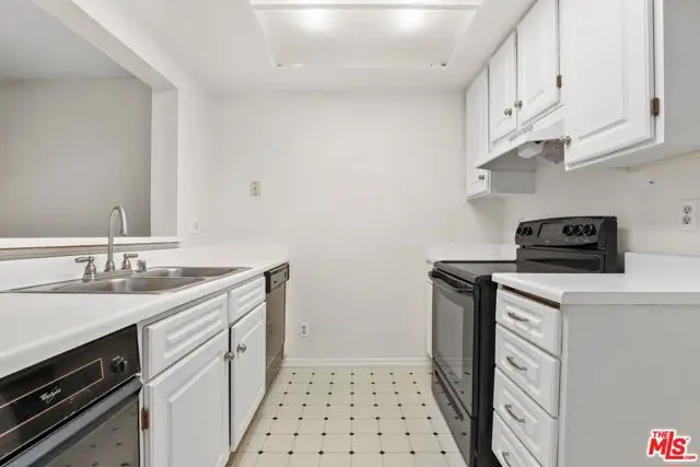 501 Palisades Drive #103, Pacific Palisades, CA 90272 - #2