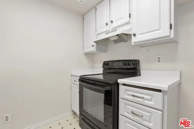 501 Palisades Drive #103, Pacific Palisades, CA 90272 - #3