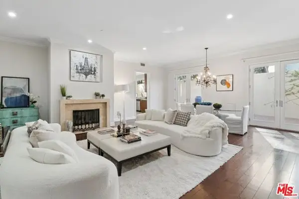 143 N Arnaz Drive #102, Beverly Hills, CA 90211