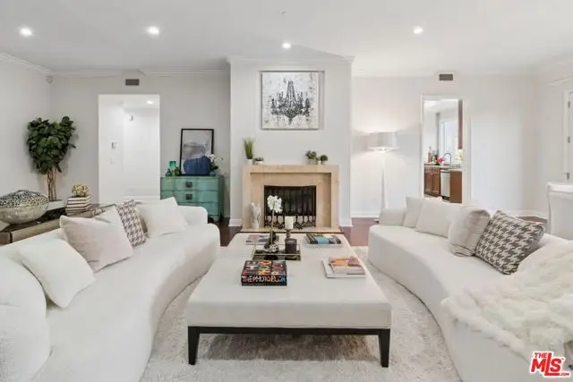 143 N Arnaz Drive #102, Beverly Hills, CA 90211 - #3