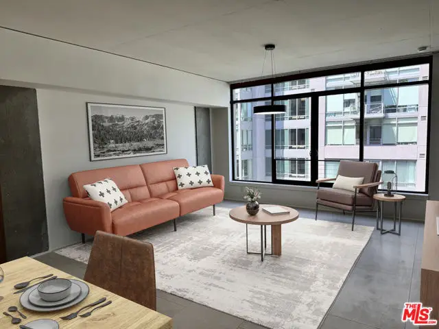 1111 S Grand Avenue #1005, Los Angeles, CA 90015 - #3