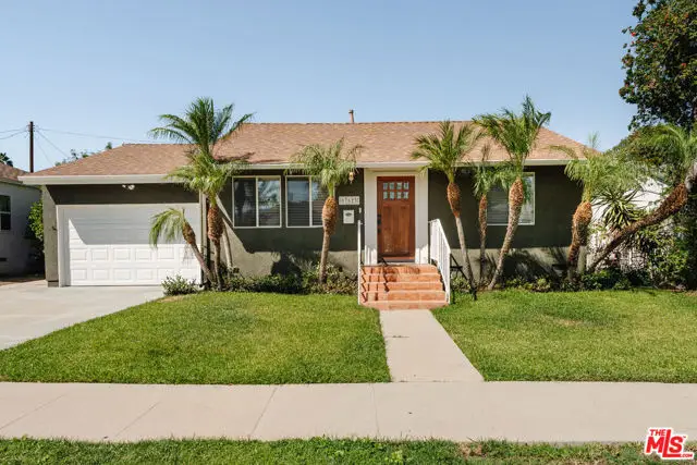 17623 Bromley Street, Encino, CA 91316 - #1
