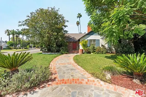 4841 Mammoth Avenue, Sherman Oaks, CA 91423