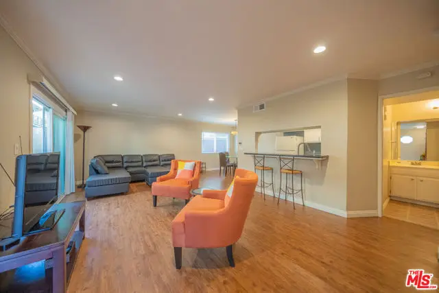 11120 Moorpark Street #2, North Hollywood, CA 91602 - #2