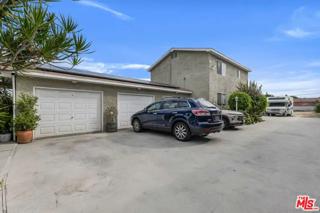 10914 S Osage Avenue, Inglewood, CA 90304 - #1