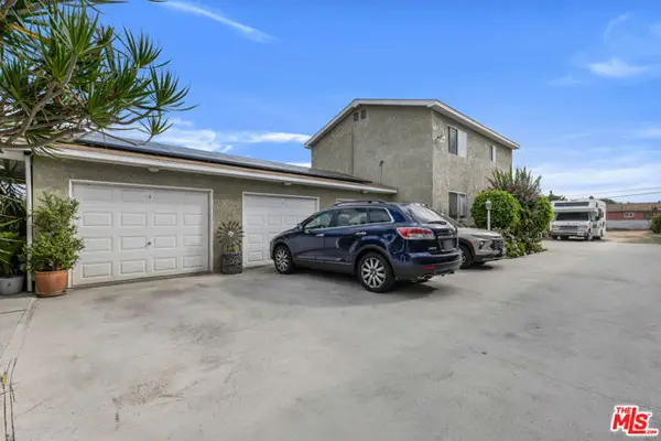 10914 S Osage Avenue, Inglewood, CA 90304