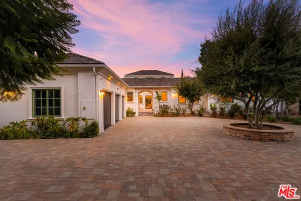 23334 Ostronic Drive, Woodland Hills (los Angeles), CA 91367