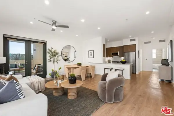 2300 Wilshire Boulevard #219, Santa Monica, CA 90403