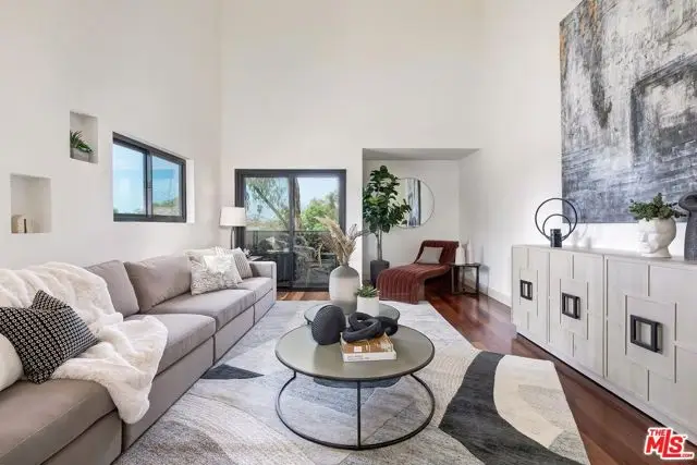 909 N Sierra Bonita Avenue #314, Los Angeles, CA 90046 - #2