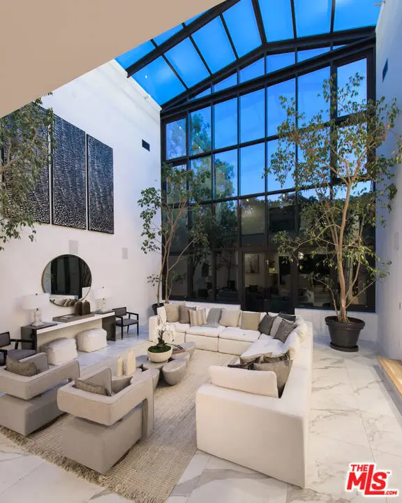 1378 N Doheny Drive, Los Angeles, CA 90069
