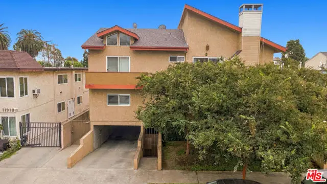 11918 Avon Way #102, Los Angeles, CA 90066 - #3
