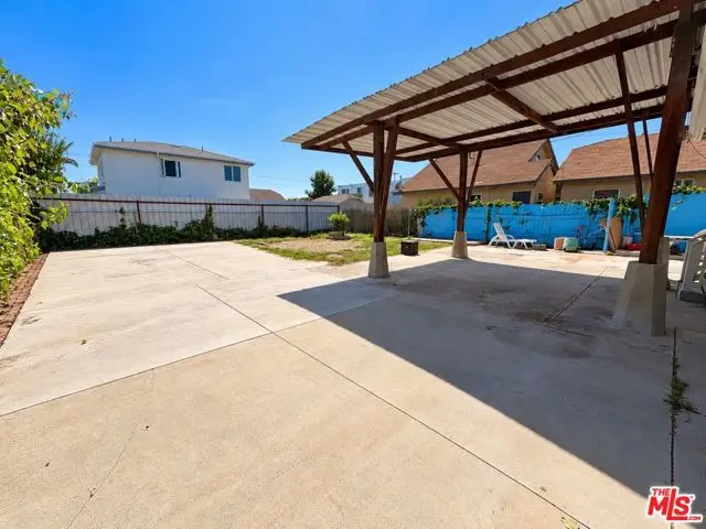 1528 W 36th Street, Los Angeles, CA 90018 - #3