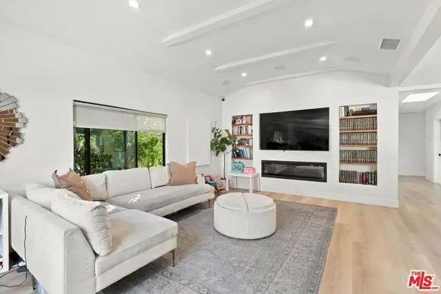 1633 S Wooster Street, Los Angeles, CA 90035 - #2