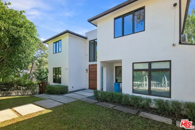 10844 Rochester Avenue, Los Angeles, CA 90024 - #1