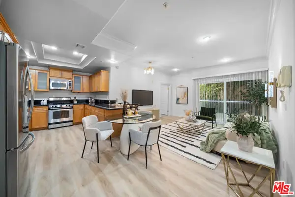 1128 S Serrano Avenue #104, Los Angeles, CA 90006