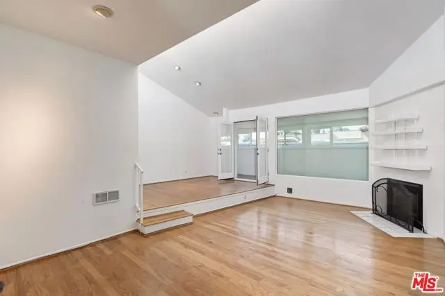 951 16th Street #3, Santa Monica, CA 90403 - #3