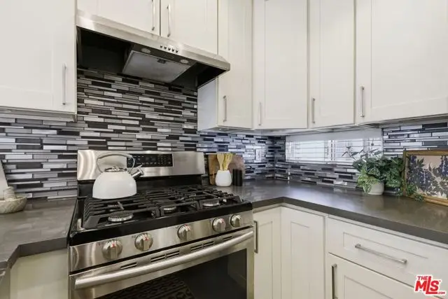 11110 Camarillo Street #122, North Hollywood, CA 91602 - #3