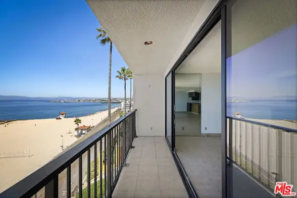 721 Esplanade #306, Redondo Beach, CA 90277
