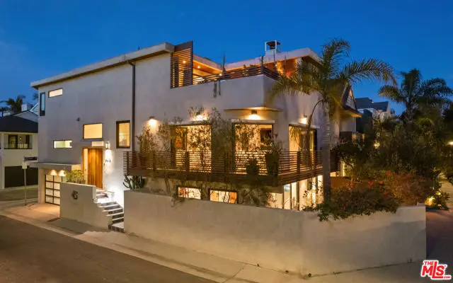 4616 Roma Court, Marina Del Rey, CA 90292 - #2