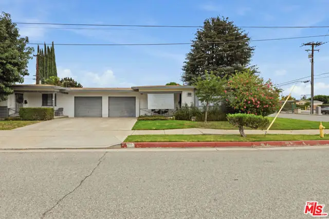110 N Barranca Avenue, Glendora, CA 91741 - #3