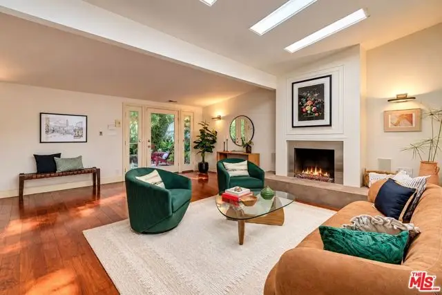 8513 Walnut Drive, Los Angeles, CA 90046 - #2
