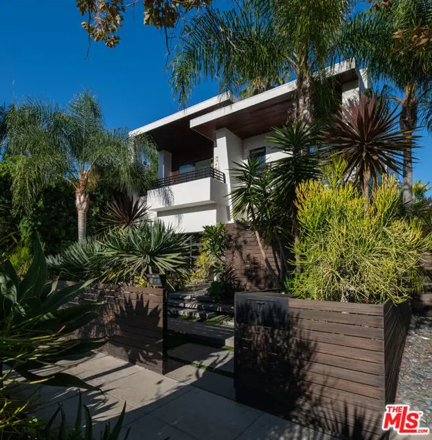 844 N Harper Avenue, Los Angeles, CA 90046 - #2