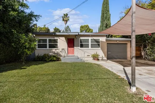 15217 Hartsook Street, Sherman Oaks, CA 91403