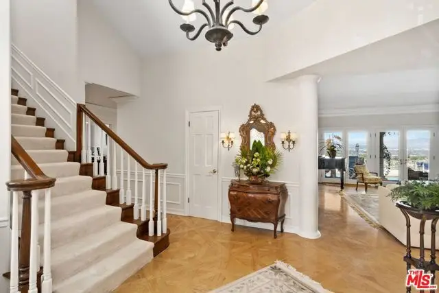 3324 Alana Drive, Sherman Oaks, CA 91403 - #3