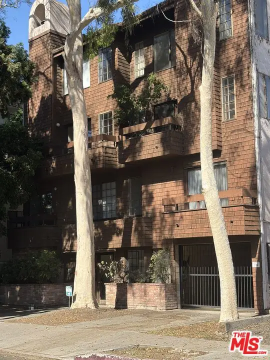 12815 Caswell Avenue #105, Los Angeles, CA 90066 - #2