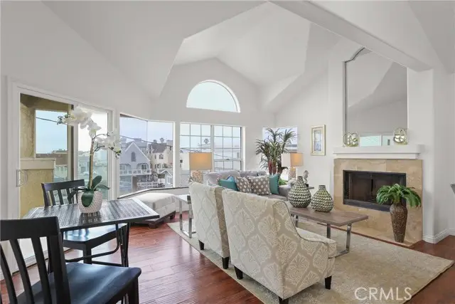 16778 Bayview Drive #B, Huntington Beach, CA 92649 - Image #2