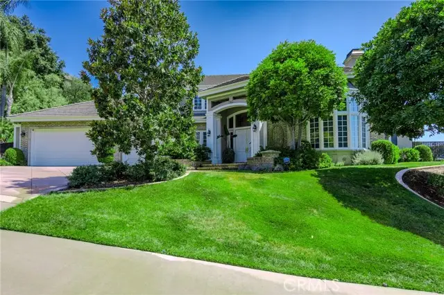 582 N Alta Vista Avenue, Monrovia, CA 91016 - Image #2