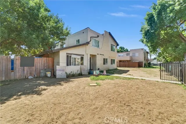 1073 N Vista Avenue, Rialto, CA 92376 - Image #3