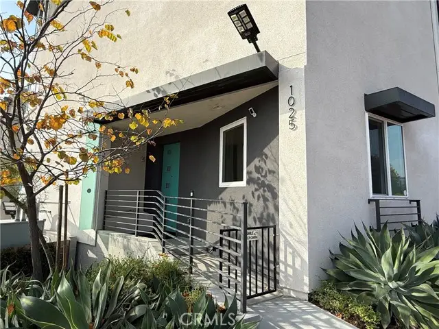 1025 White Knoll, Los Angeles, CA 90012 - Image #1