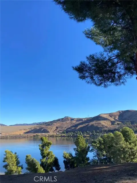 31928 Cinnabar, Castaic, CA 91384 - Image #2