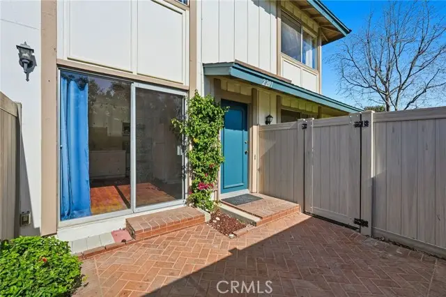 2201 Sonoma Court, Thousand Oaks, CA 91362 - #2