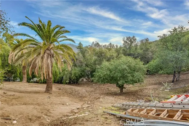 8455 Mcgroarty Street, Sunland, CA 91040 - Image #1