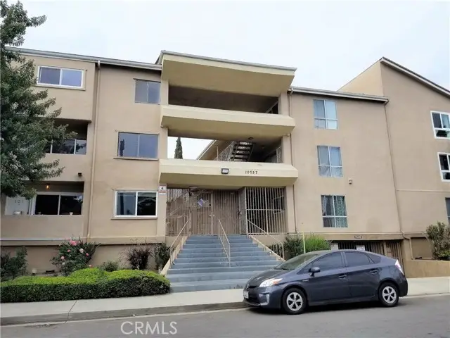 10757 Hortense Street #112, North Hollywood, CA 91602 - Image #1