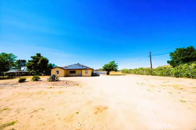 1641 W Avenue L4, Lancaster, CA 93534 - Image #3