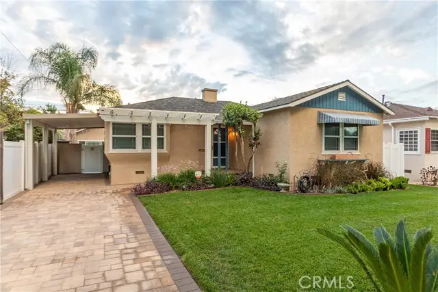 1902 N Pass Ave, Burbank, CA 91505 - Image #1