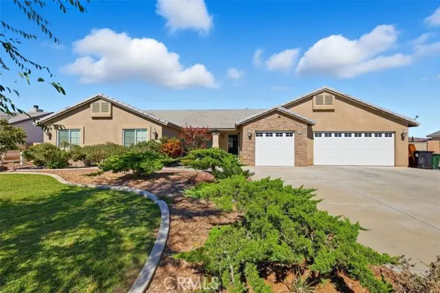 21268 Chardonnay, Apple Valley, CA 92308 - Image #1