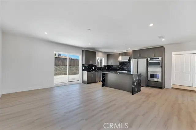 8127 Radford Avenue, North Hollywood, CA 91605 - Image #3