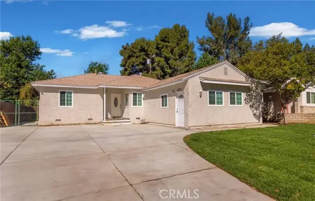 10831 Orion Avenue, San Fernando, CA 91345 - Image #1