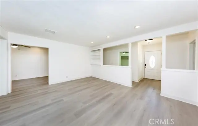 10831 Orion Avenue, San Fernando, CA 91345 - Image #3