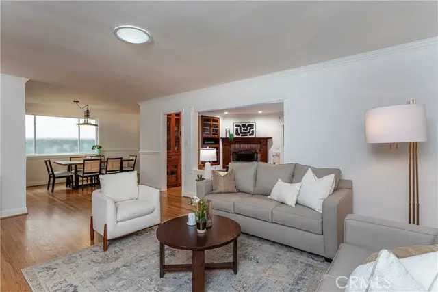 842 Cornell, Burbank, CA 91504 - Image #3